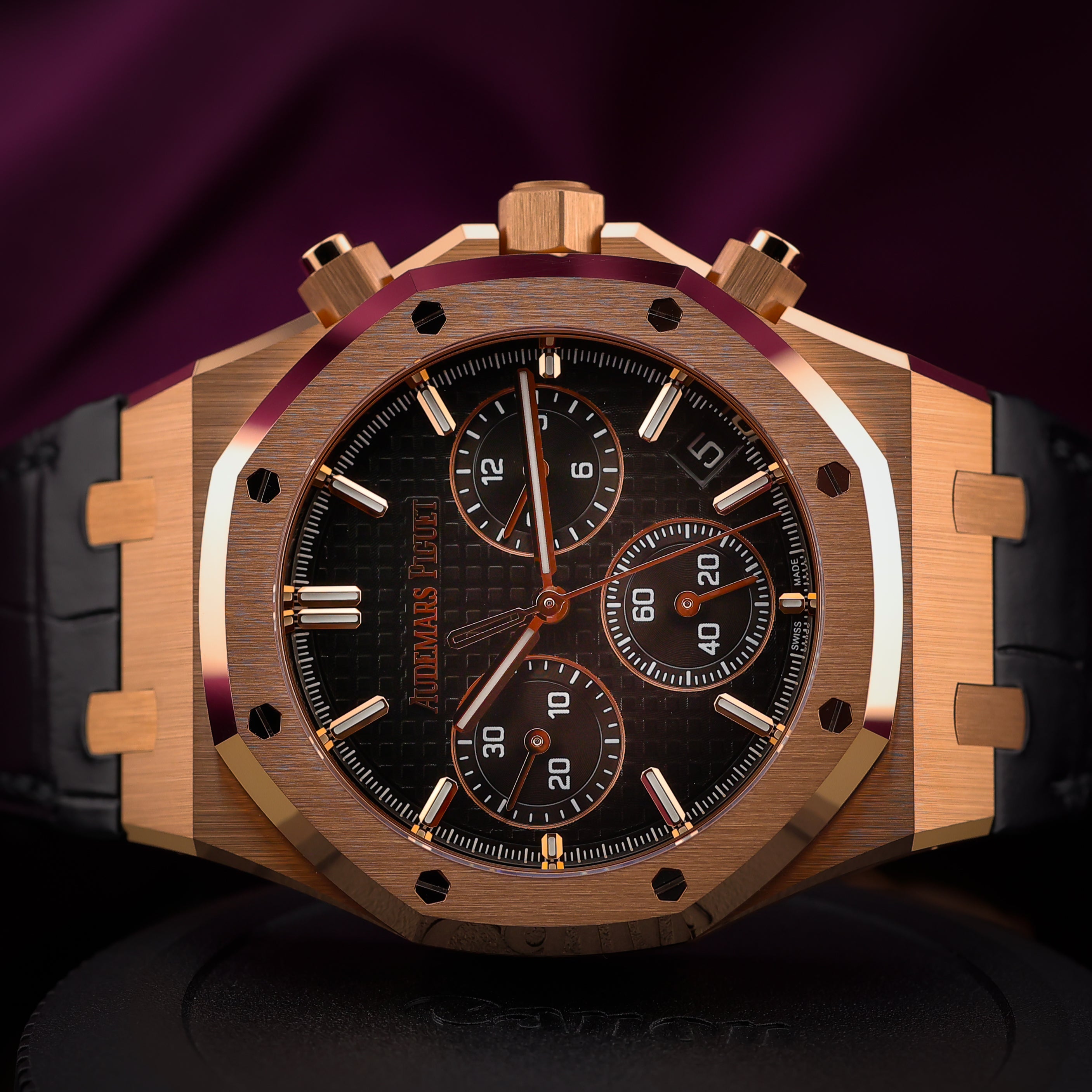 Audemars Piguet Royal Oak
Chronograph Rose Gold | 26240OR.OO.D002CR.02