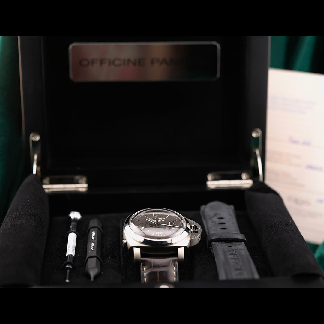 Panerai Luminor 1950 Chrono Monopulsante 8 Days GMT Titanio PAM00311