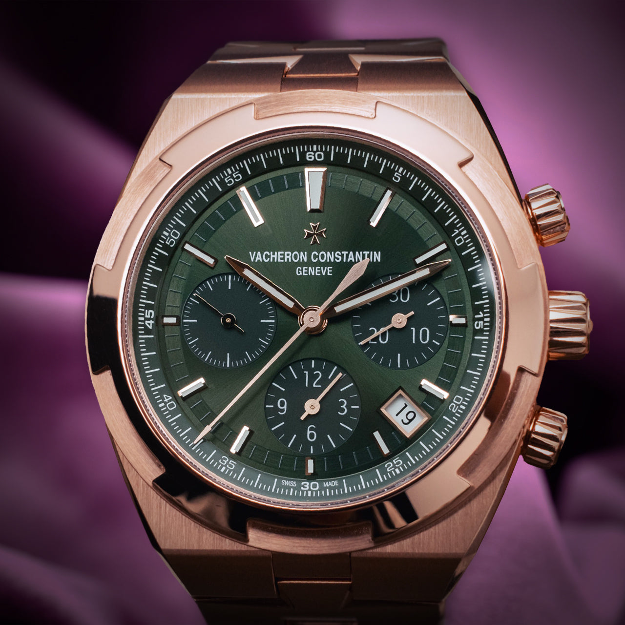 Vacheron Constantin Overseas Chronograph 5520V/210R-B966 Pink Gold Green Dial