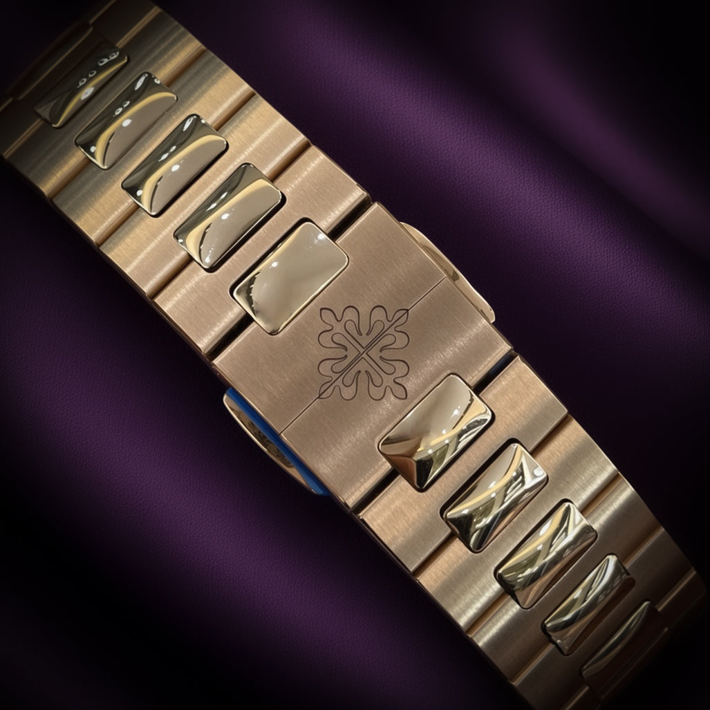 Patek Philippe Nautilus Moon Phases 18k Rose Gold Brown Dial 5712/1R-001
